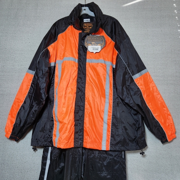 Milwaukee Performance Men's XL Motorcycle Rain Gear Black/Orange Jacket High Vis